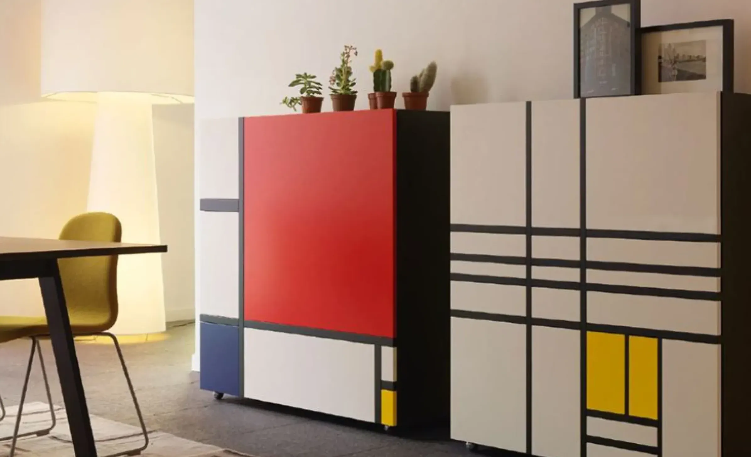 Armoire Homage To Mondrian Bois Multicolore / Shiro Kuramata, 1975 - L 112 X H 116 Cm / Roulettes - Cappellini
