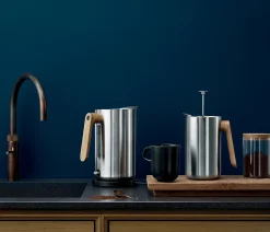 Bouilloire Electrique Nordic Kitchen Bois Bois Naturel Metal / 1,5 L - Acier & Chene - Eva Solo