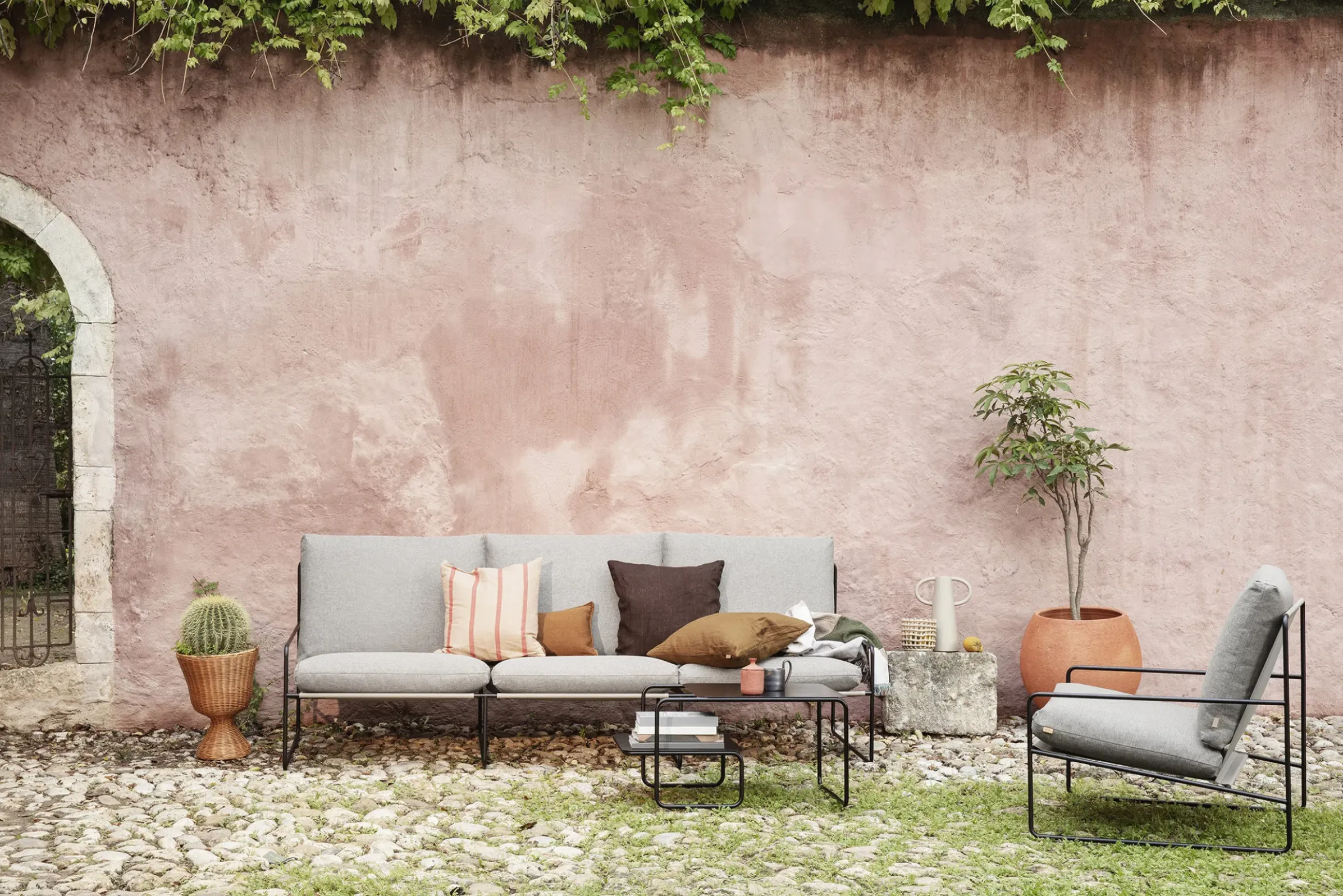 Canape De Jardin 3 Places Desert Dolce Tissu Beige L 233 Cm - Ferm Living