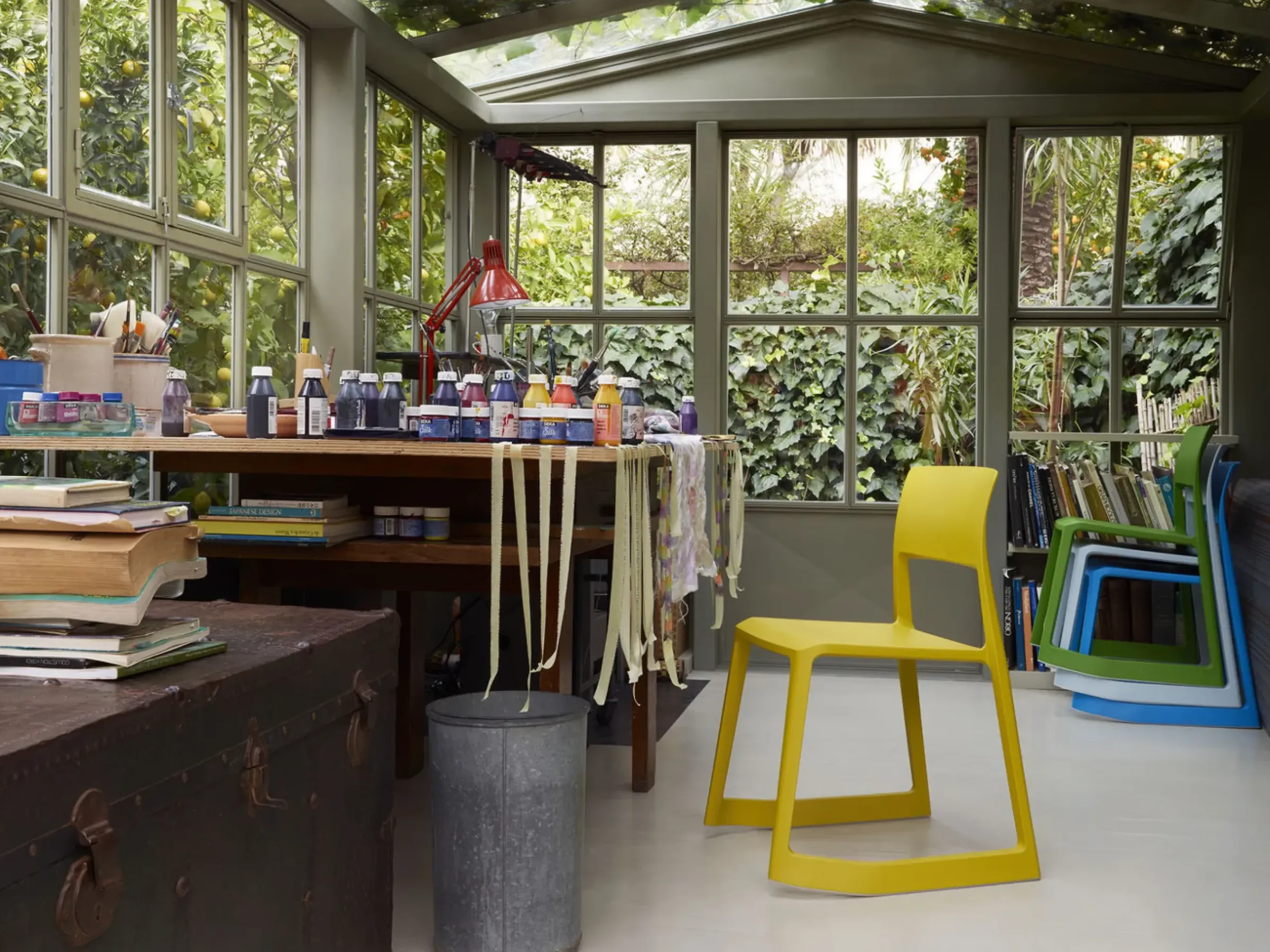 Chaise Tip Ton Plastique Jaune / Inclinable & Ergonomique - Vitra