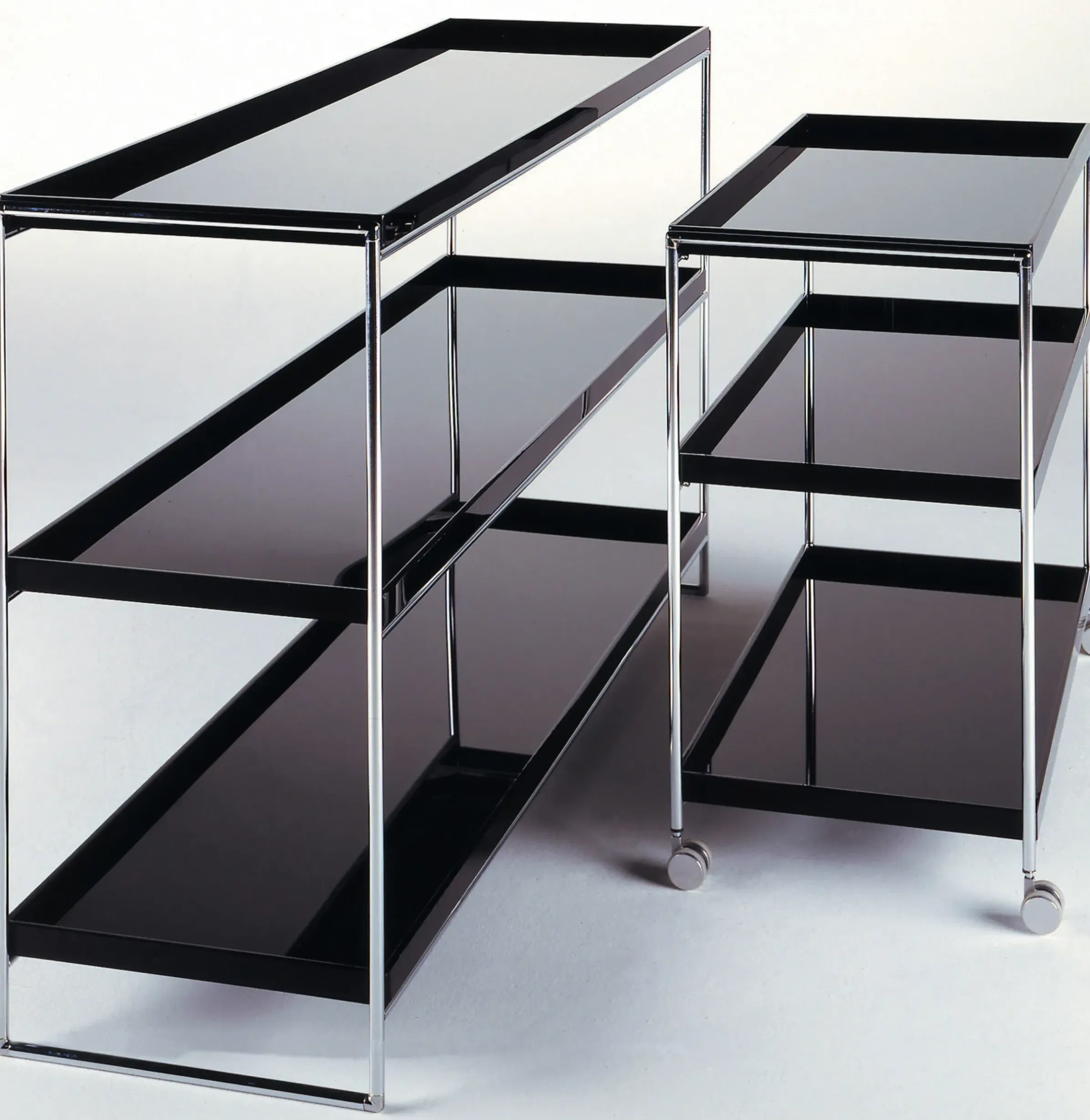 Desserte Trays Plastique/ Roulettes - Kartell