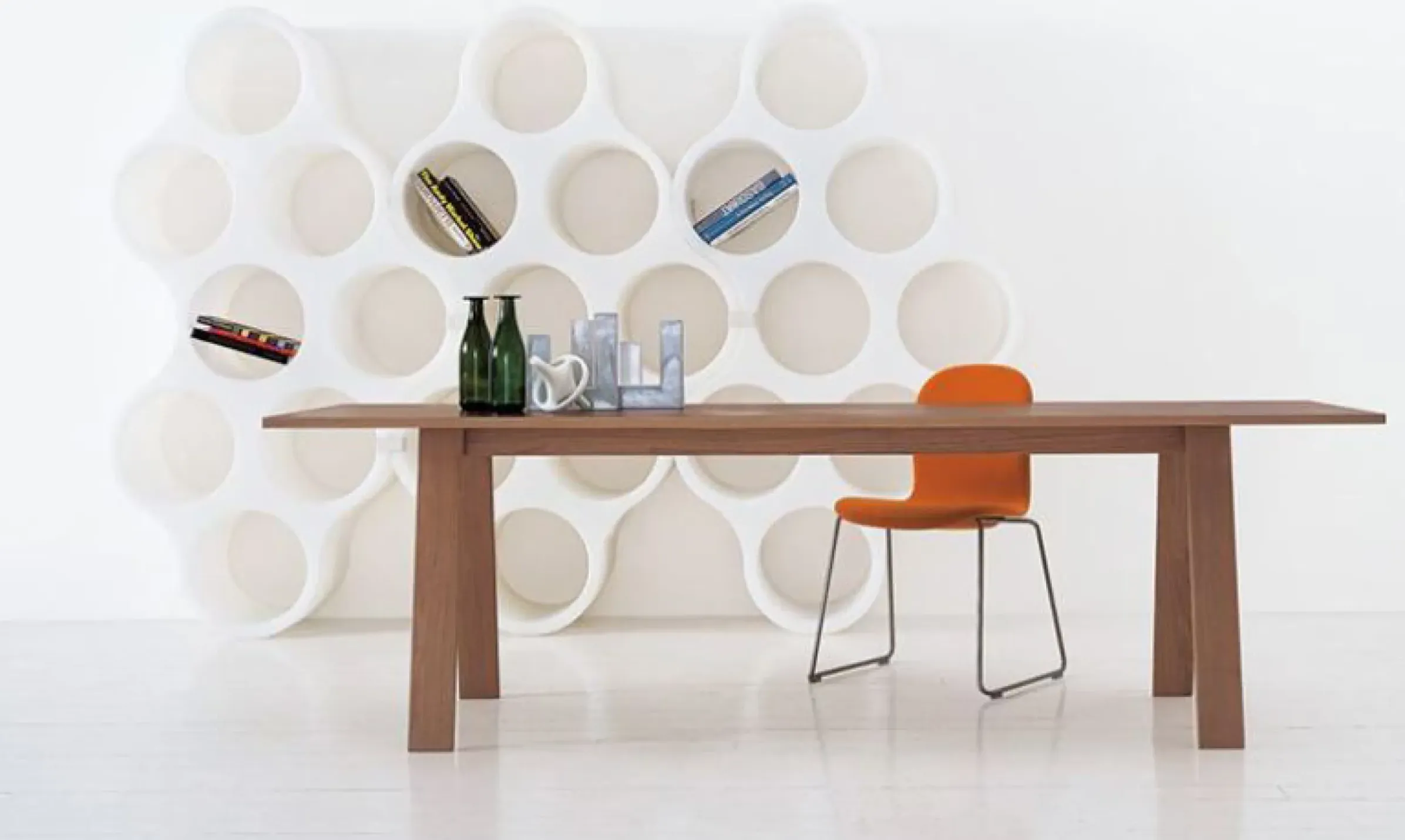 Etagere Cloud Plastique/ Cloison - Bouroullec, 2004 - L 187,5 X P 44 X H 104 Cm - Cappellini