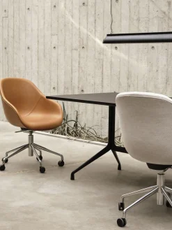 Fauteuil A Roulettes About A Chair Aac155 Cuir Marron / Rembourre - Cuir Integral - Hay