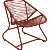 Fauteuil Bas Sixties Plastique Rouge / Assise Souple Plastique Tresse - Fermob