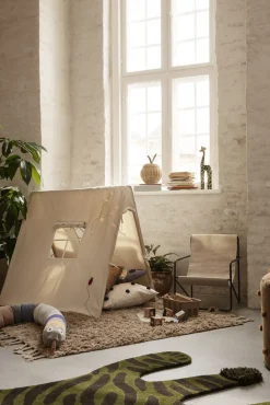 Fauteuil Enfant Desert Tissu Blanc Beige / Structure Noire - Bouteilles Plastique Recyclees - Ferm Living