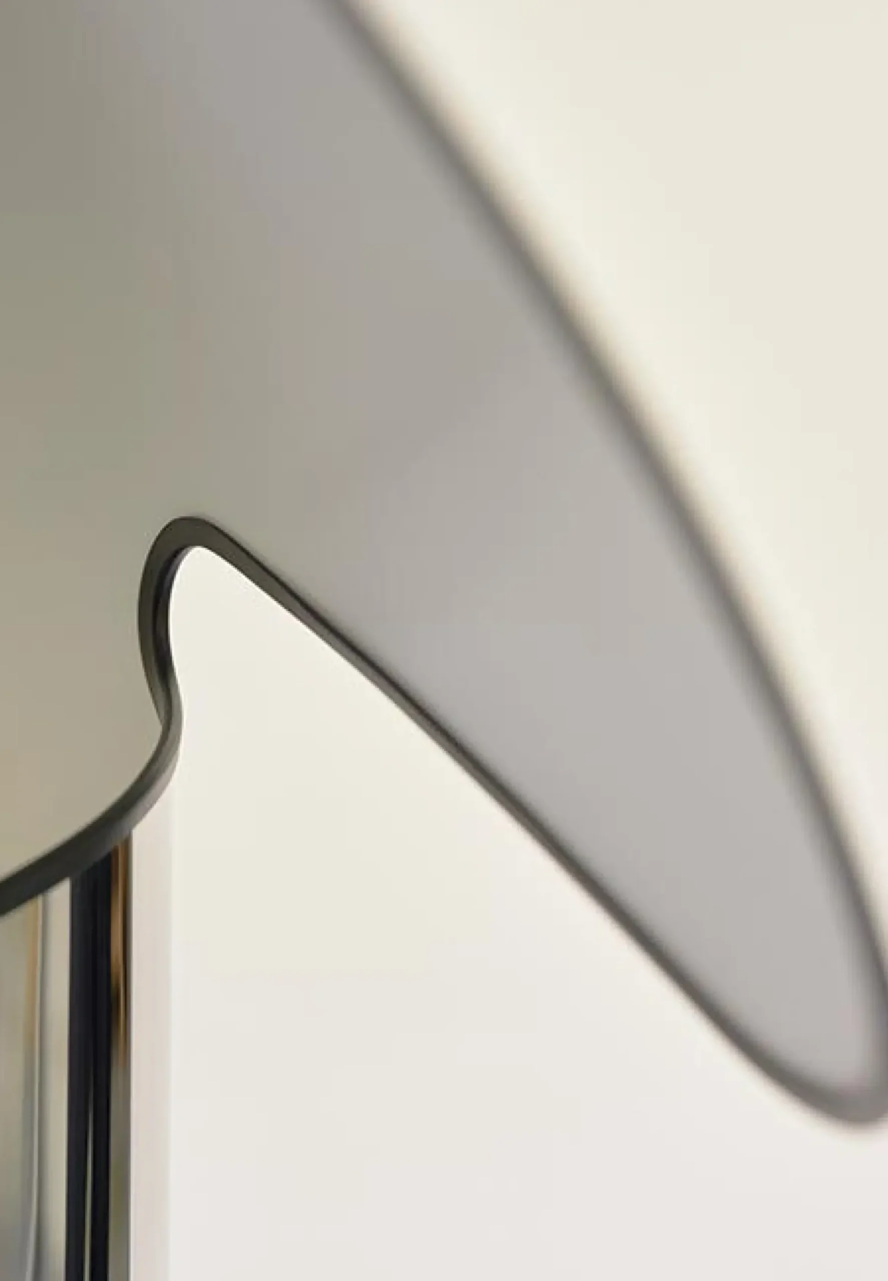 Lampadaire Chiara Gris Metal / O 72 X H 145 Cm - Acier / Reedition 1969 - Flos