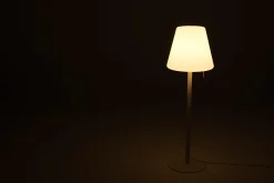 Lampadaire D'extérieur Edison The Giant Metal Plastique Beige Plastique & Metal Beige / H 182 Cm - Led - Fatboy