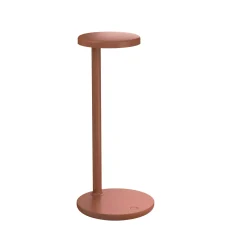 Lampe De Table Oblique Qi Led Metal Rouge Orange / Prise Usb-C Et Chargeur A Induction - Flos