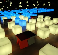 Lampe Exterieur Sans Fil Rechargeable Cubo Led Rgb Plastique / Tabouret Lumineux - Slide