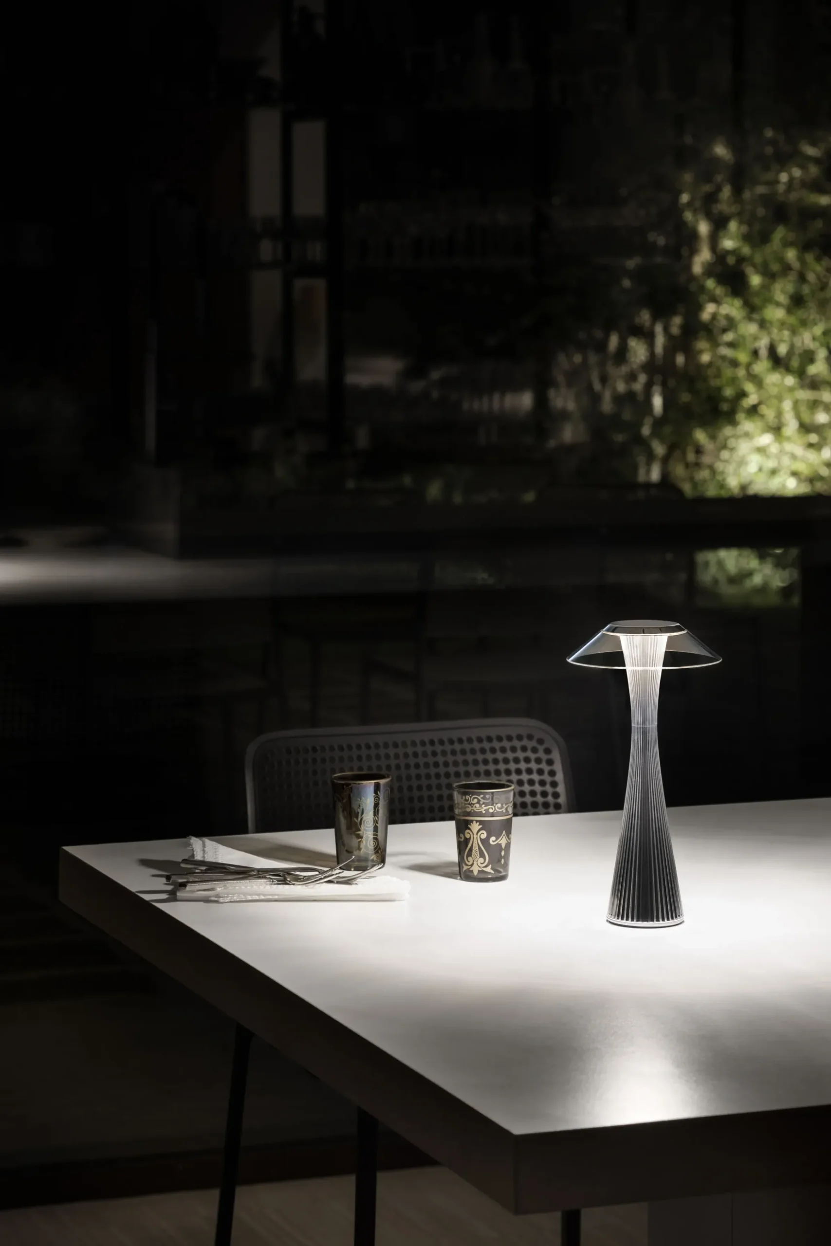 Lampe Exterieur Sans Fil Rechargeable Space Outdoor Led Plastiquemetal Plastique- Kartell