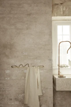 Porte-Serviettes Mural Curvature Or Metal / L 66 Cm - - Ferm Living