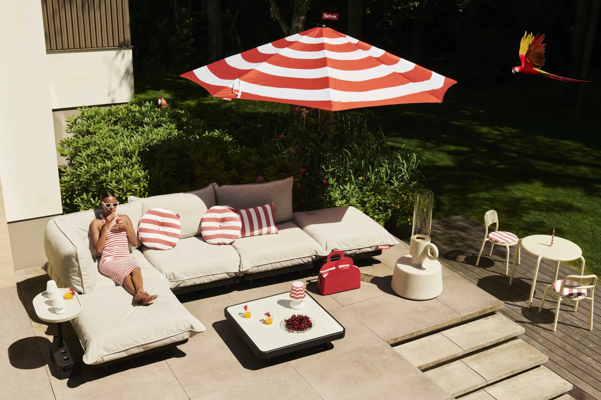 Salon De Jardin Paletti Set Tissu Bleu / Table Basse 90 X 90 Cm + Canape L 180 Cm (Accoudoir Droite) - Fatboy
