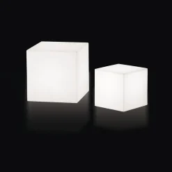Table Basse Lumineuse Cubo Indoor Plastique/ 43 Cm - Avec Cable - Slide