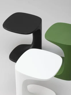 Table D'Appoint Font Plastique/ Polyethylene - 42 X 42 X H 52 Cm - Kristalia