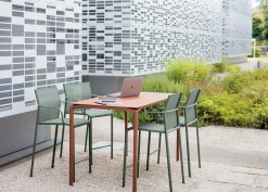 Table Haute Calvi Metal Rouge / 160 X 80 Cm X H 92 Cm - 6 Personnes - Fermob