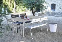 Table Rectangulaire Luxembourg Metal Rouge / 6 A 8 Personnes - 165 X 100 Cm - Fermob