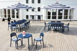 Table Rectangulaire Toni Tablo Metal Bleu / 220 X 99 Cm - Trou Pour Parasol + Bougeoir Amovible - Fatboy