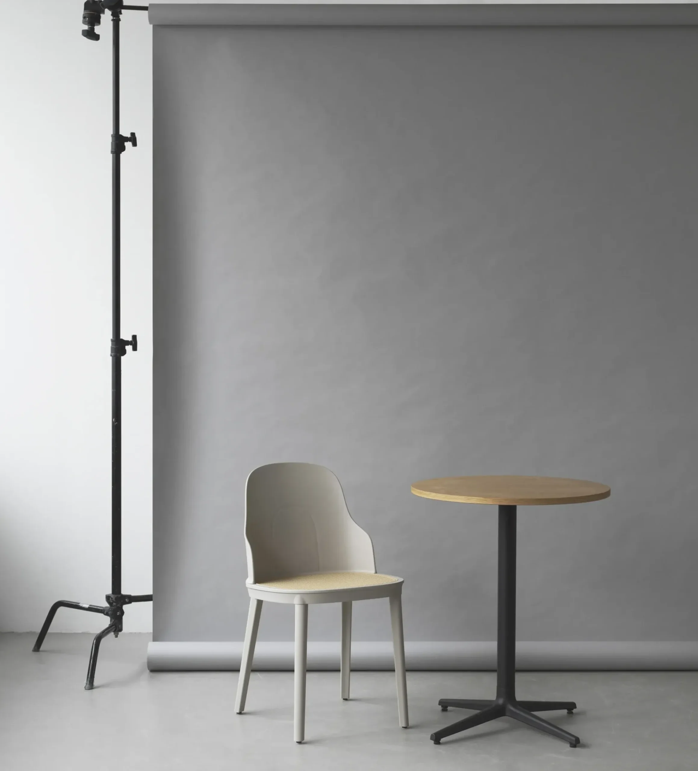 Table Ronde Allez 4L Outdoor Pierre Noir / O 60 Cm - Marbre - Normann Copenhagen