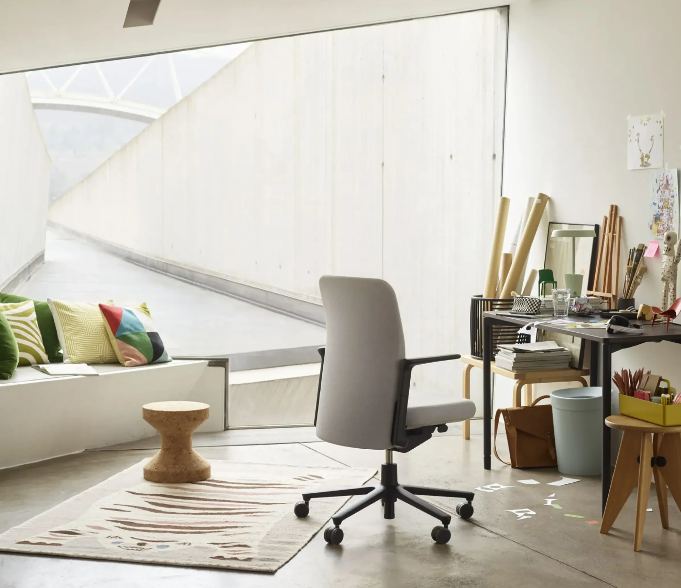 Tabouret Bois Bois Naturel / By Jean Prouve, 1941 - Vitra