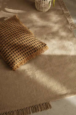 Tapis D'extérieur Hem Rectangular Medium  Beige / 140 X 200 Cm - Bouteilles Plastique Recyclees - Ferm Living