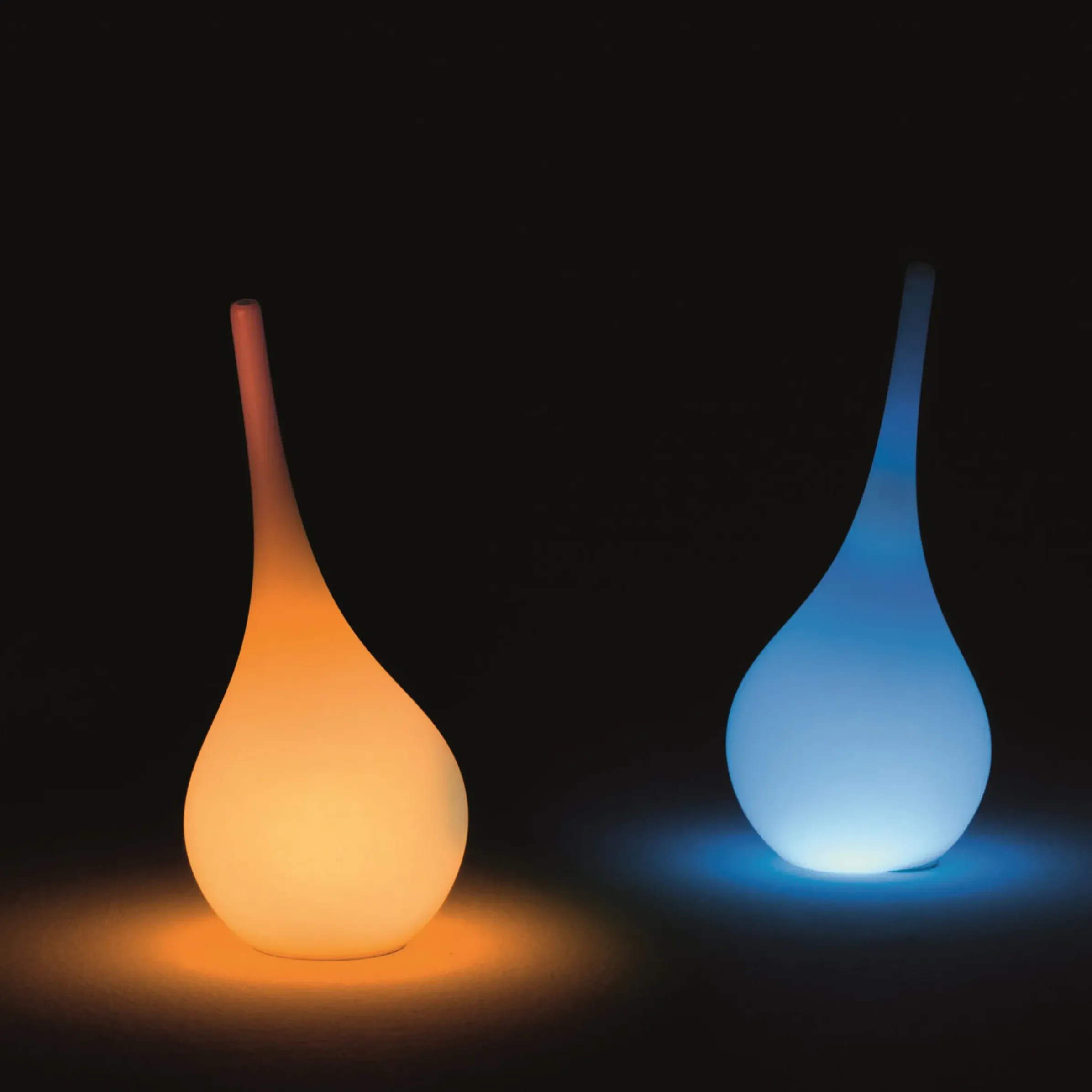 Vase Lumineux Ampoule Plastique / H 35 Cm - Led Rgb Sans Fil - Outdoor - Myyour